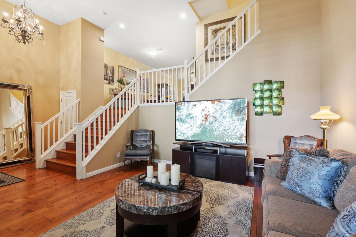 Detail Gallery Image 4 of 21 For 178 Salmar Ter, Campbell,  CA 95008 - 3 Beds | 2/1 Baths