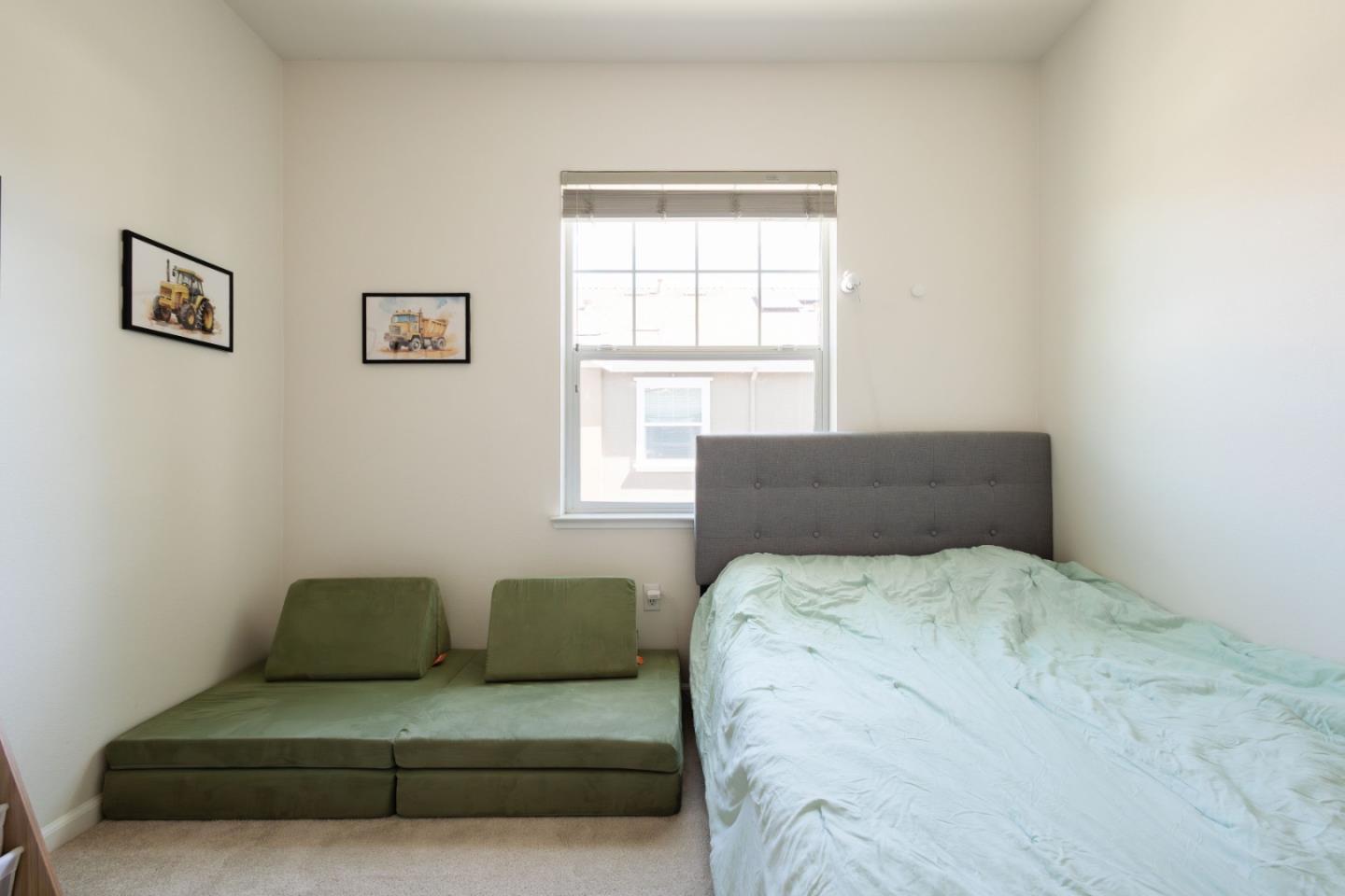 Detail Gallery Image 18 of 38 For 2725 Lavender Ter, San Jose,  CA 95111 - 3 Beds | 2/1 Baths