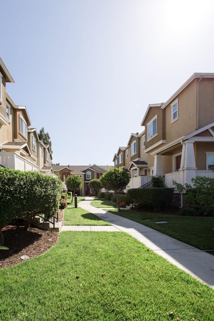 Detail Gallery Image 37 of 38 For 2725 Lavender Ter, San Jose,  CA 95111 - 3 Beds | 2/1 Baths