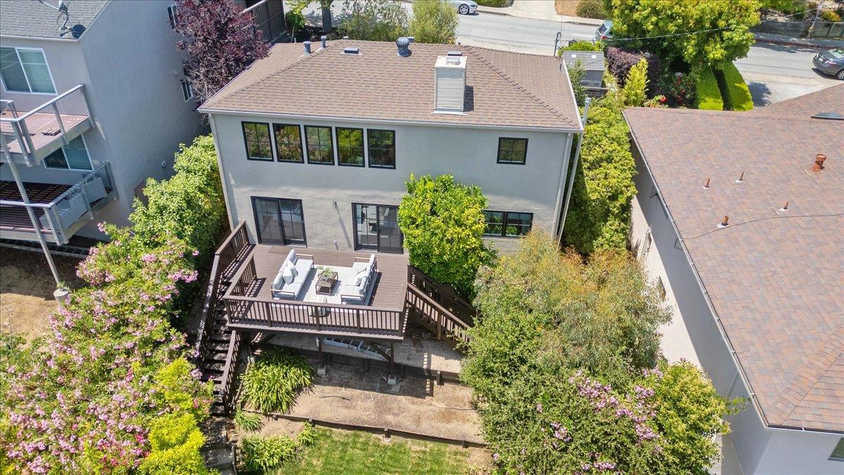 Detail Gallery Image 24 of 29 For 333 Oakview Dr, San Carlos,  CA 94070 - 3 Beds | 2/1 Baths