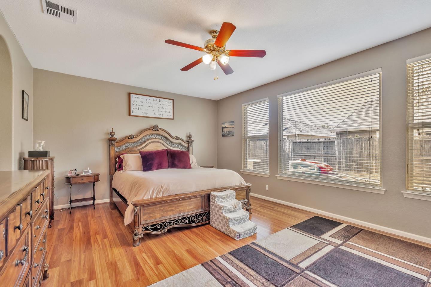 Detail Gallery Image 16 of 37 For 2072 Maximillian Ct, Los Banos,  CA 93635 - 4 Beds | 2/1 Baths