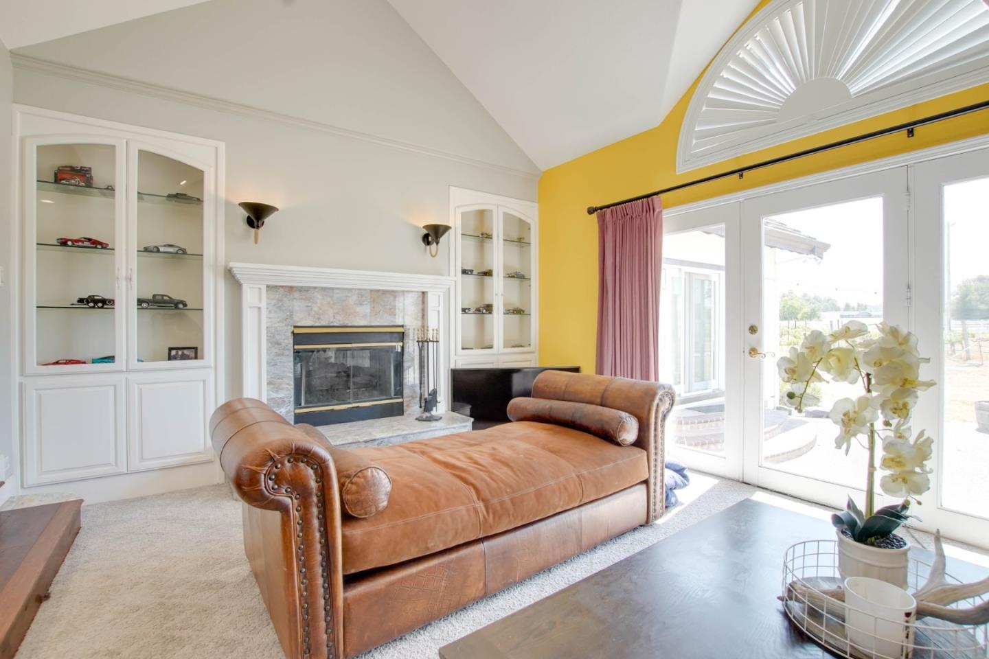 Detail Gallery Image 13 of 57 For 160 Tevis Trl, Hollister,  CA 95023 - 4 Beds | 3 Baths