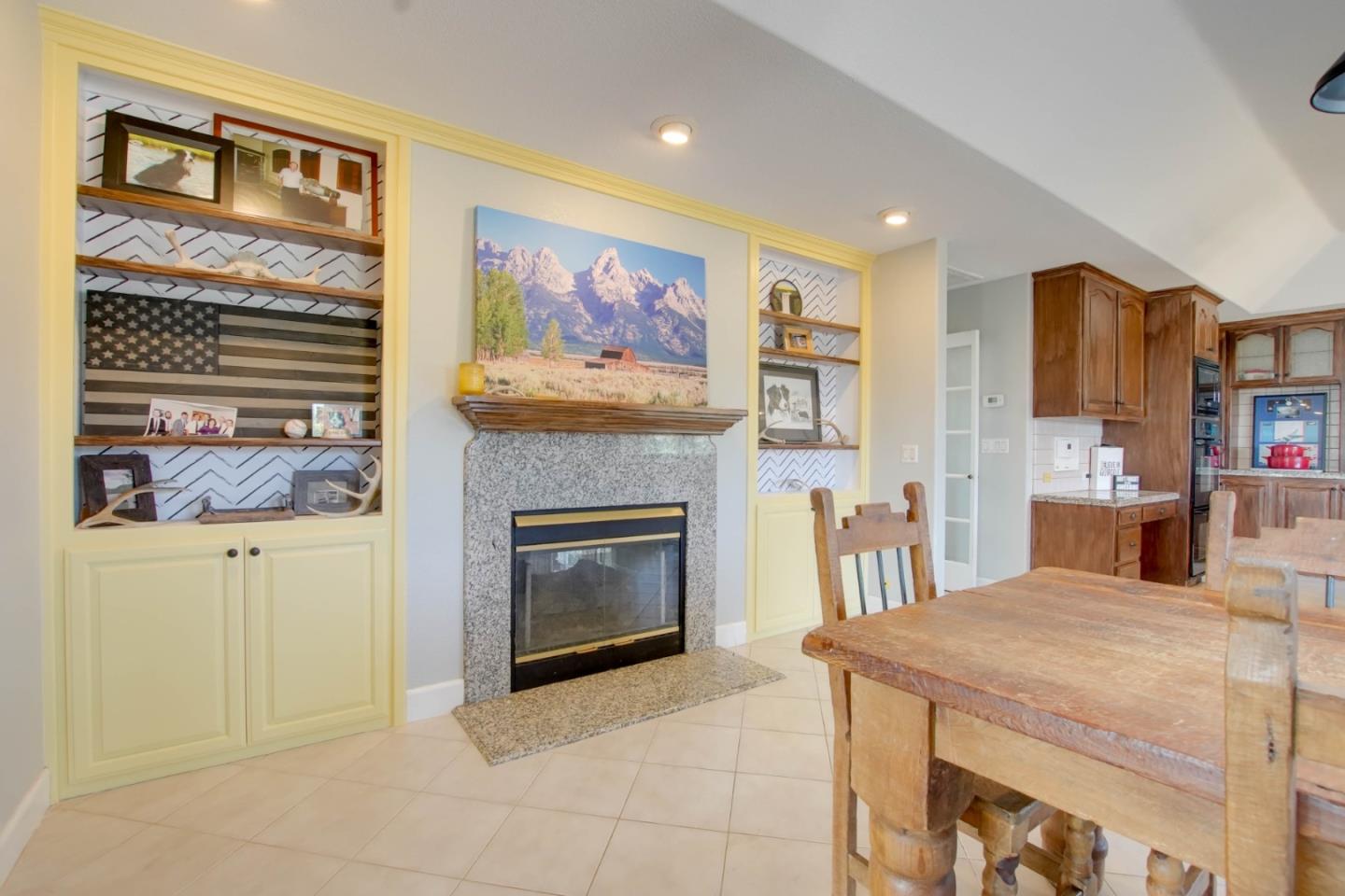 Detail Gallery Image 25 of 57 For 160 Tevis Trl, Hollister,  CA 95023 - 4 Beds | 3 Baths