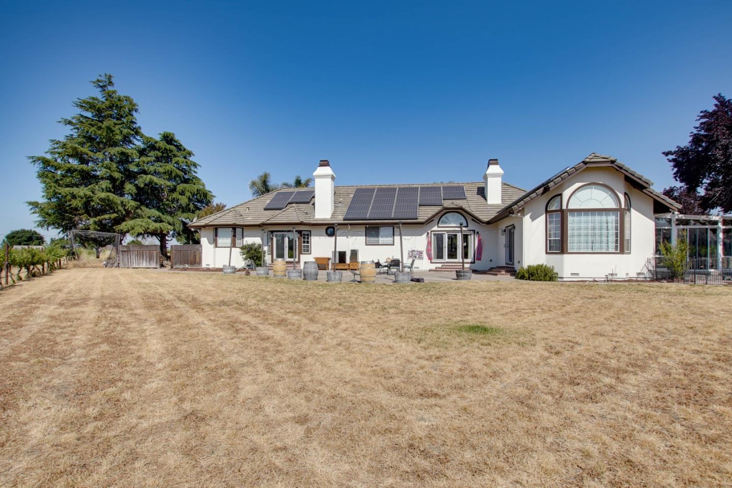 Detail Gallery Image 50 of 57 For 160 Tevis Trl, Hollister,  CA 95023 - 4 Beds | 3 Baths