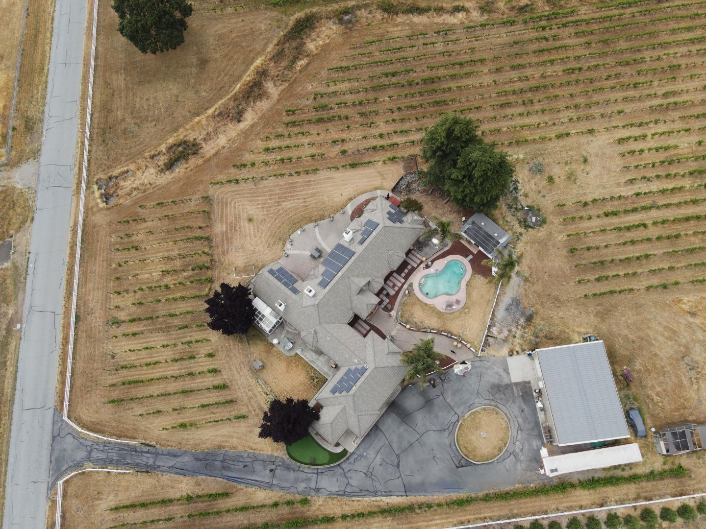 Detail Gallery Image 55 of 57 For 160 Tevis Trl, Hollister,  CA 95023 - 4 Beds | 3 Baths