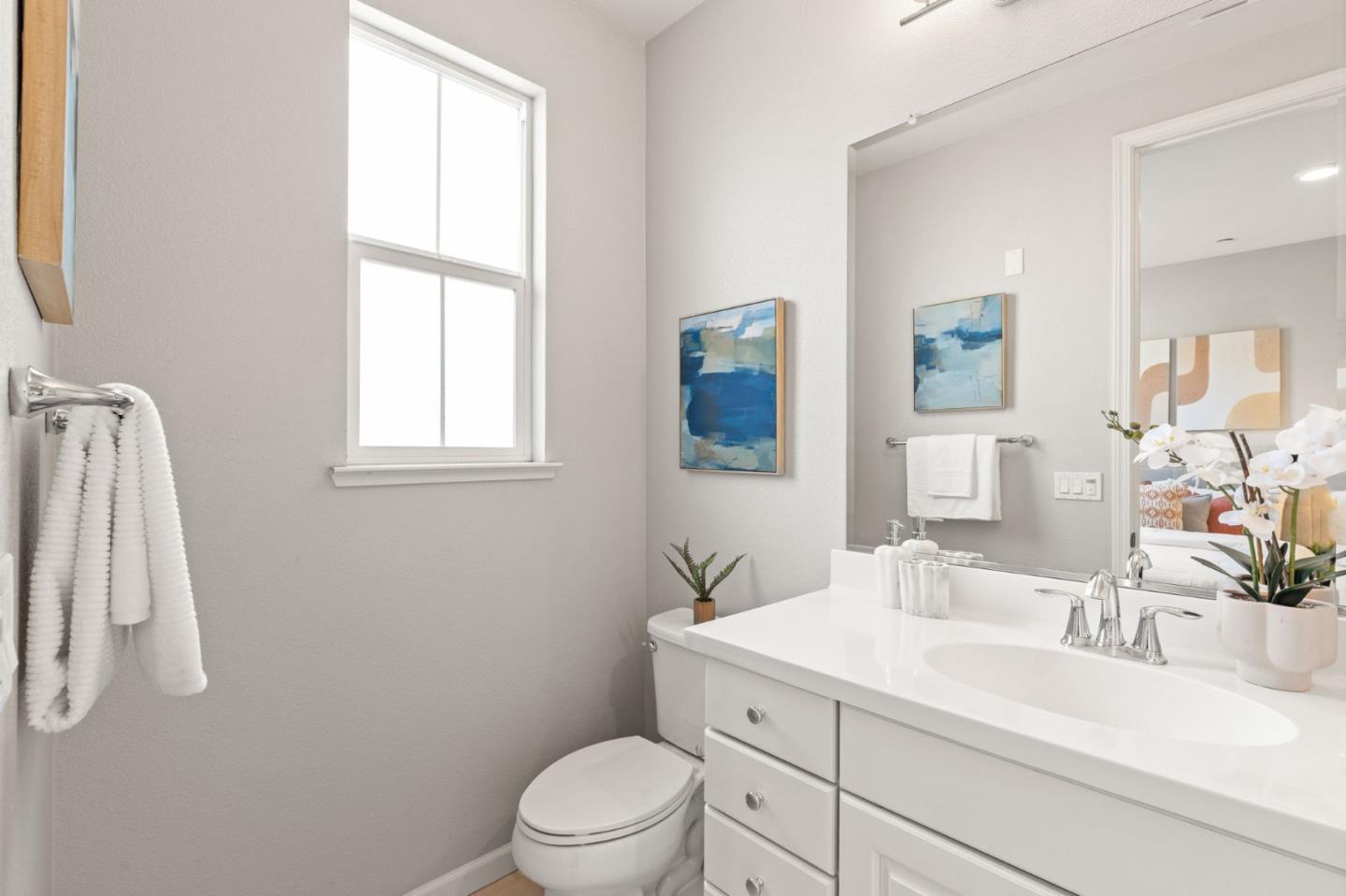Detail Gallery Image 22 of 39 For 629 Barcelona Loop, Milpitas,  CA 95035 - 3 Beds | 3 Baths