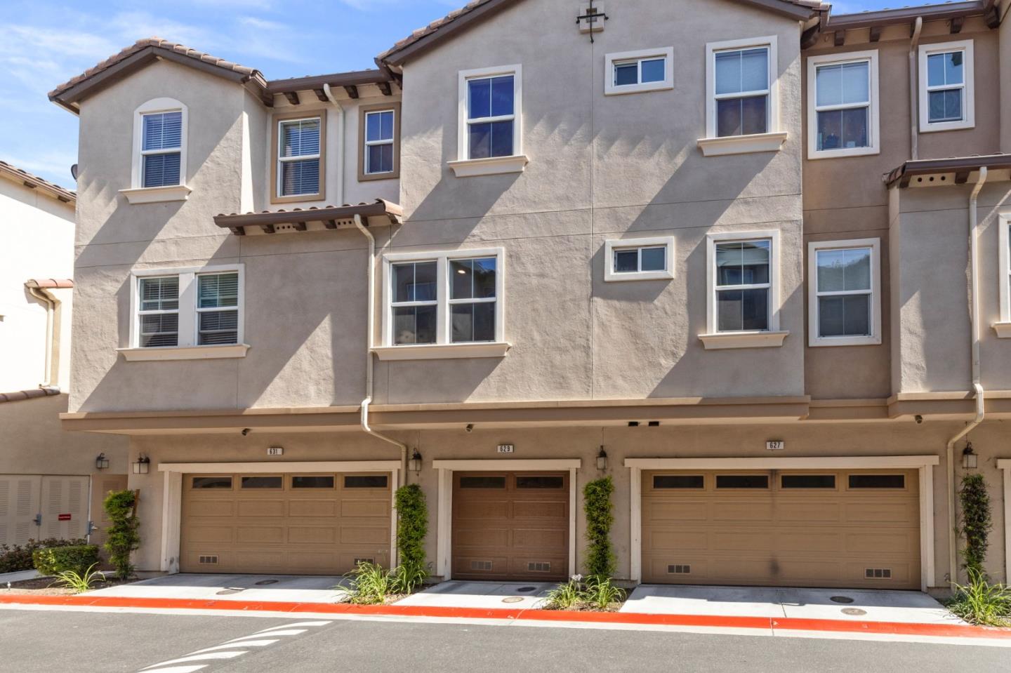 Detail Gallery Image 27 of 39 For 629 Barcelona Loop, Milpitas,  CA 95035 - 3 Beds | 3 Baths