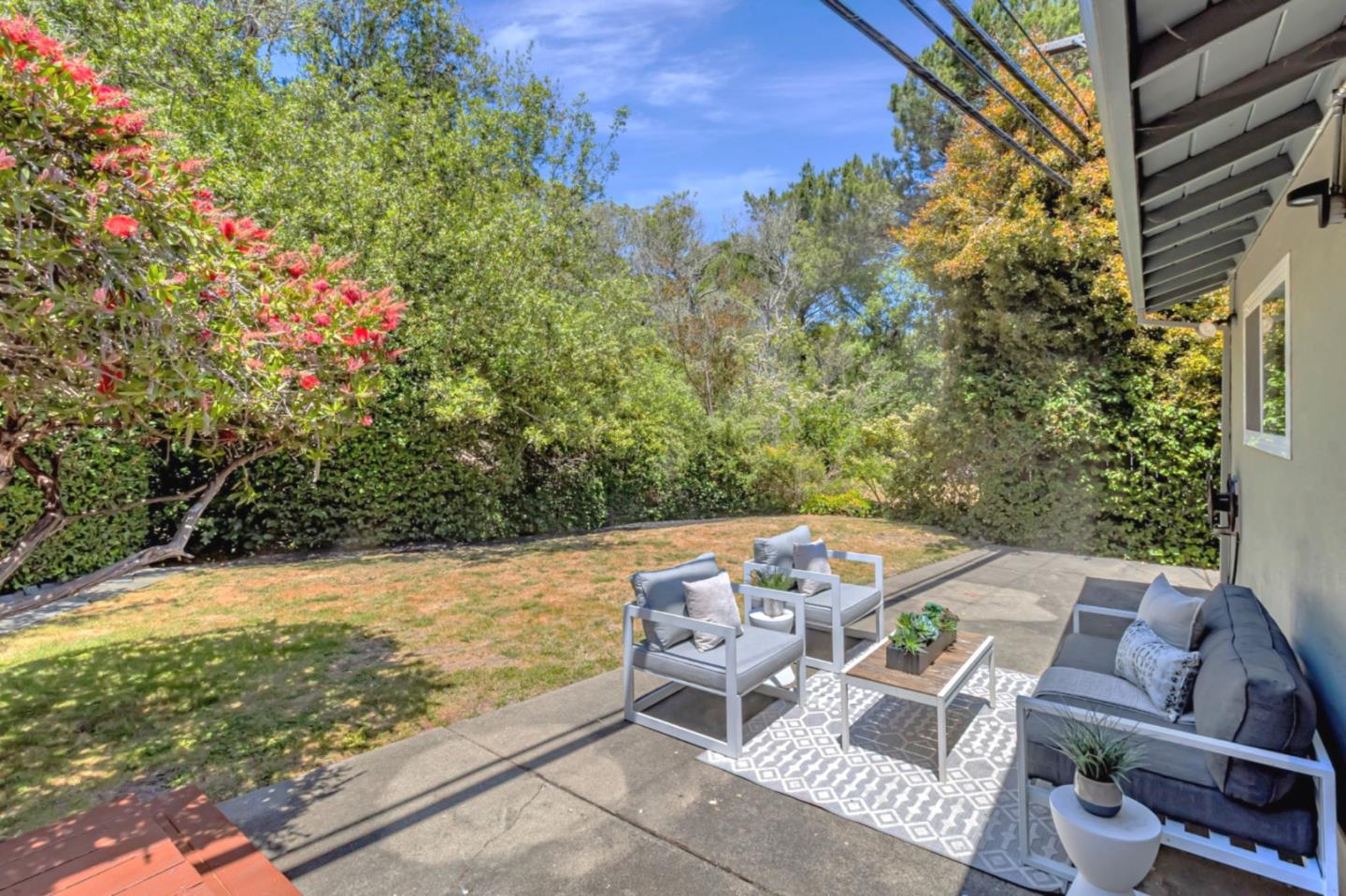 Detail Gallery Image 17 of 19 For 2240 Valleywood Dr, San Bruno,  CA 94066 - 3 Beds | 2 Baths