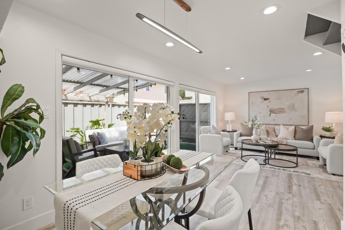 More Details about MLS # ML82009982 : 263 TRUCKEE LN