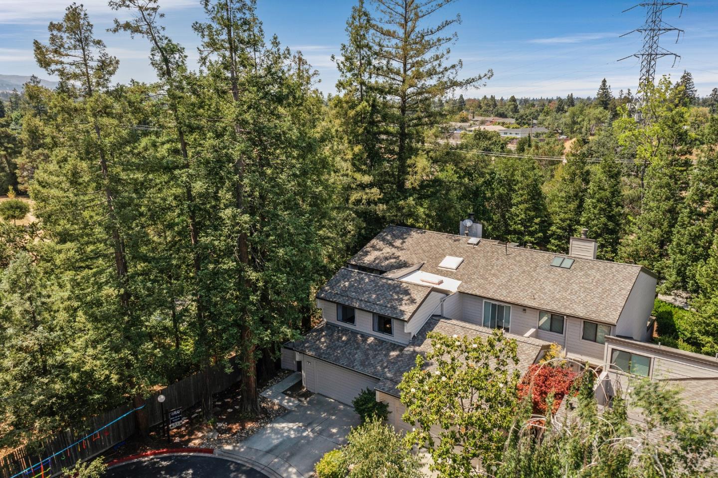 109 Oakland Place, Los Gatos, California 95032, 4 Bedrooms Bedrooms, ,2 BathroomsBathrooms,Residential,For Sale,109 Oakland Place,ML82009985