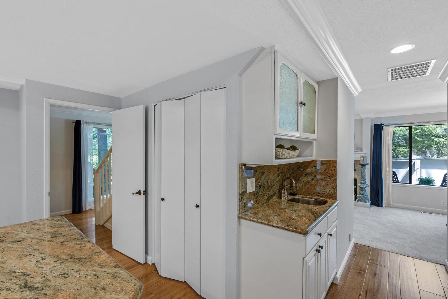 109 Oakland Place, Los Gatos, California 95032, 4 Bedrooms Bedrooms, ,2 BathroomsBathrooms,Residential,For Sale,109 Oakland Place,ML82009985