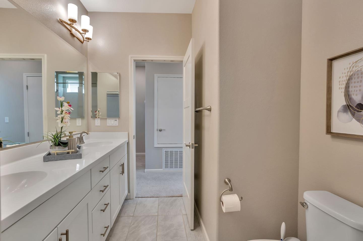 Detail Gallery Image 29 of 47 For 298 Agustin Narvaez St #6,  San Jose,  CA 95136 - 4 Beds | 3/1 Baths