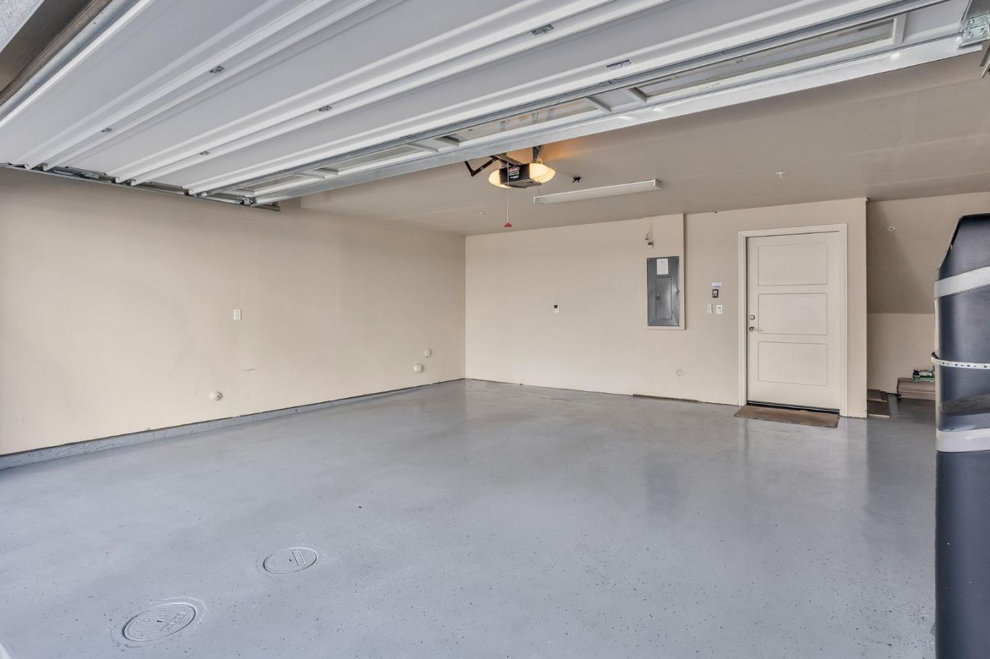 Detail Gallery Image 34 of 47 For 298 Agustin Narvaez St #6,  San Jose,  CA 95136 - 4 Beds | 3/1 Baths