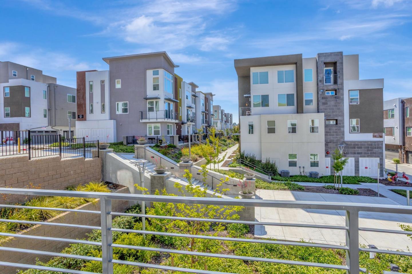 Detail Gallery Image 35 of 47 For 298 Agustin Narvaez St #6,  San Jose,  CA 95136 - 4 Beds | 3/1 Baths