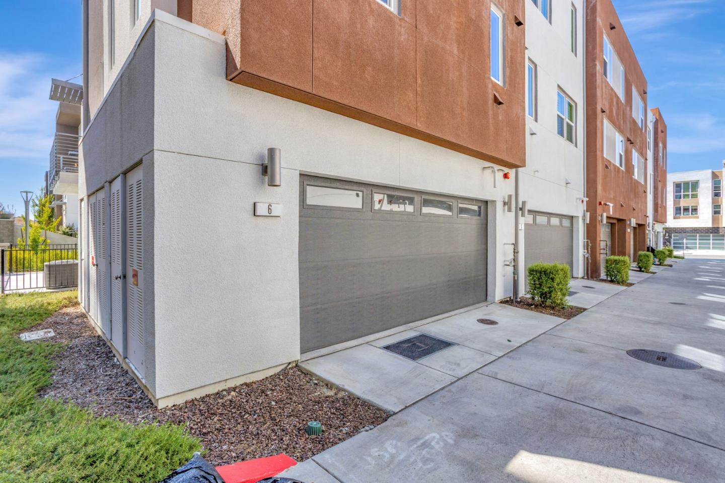 Detail Gallery Image 38 of 47 For 298 Agustin Narvaez St #6,  San Jose,  CA 95136 - 4 Beds | 3/1 Baths