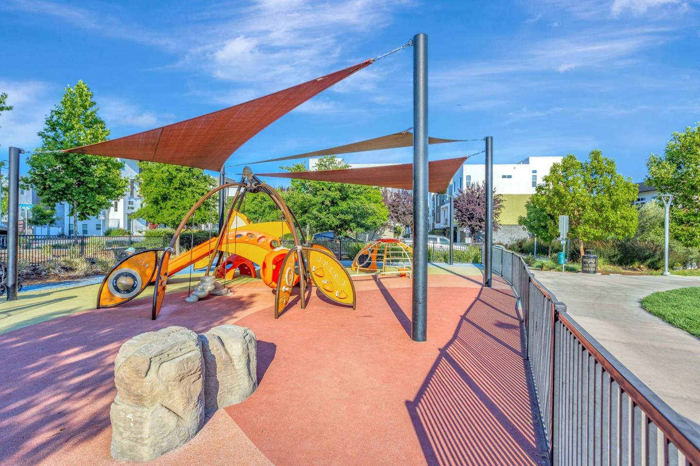 Detail Gallery Image 43 of 47 For 298 Agustin Narvaez St #6,  San Jose,  CA 95136 - 4 Beds | 3/1 Baths