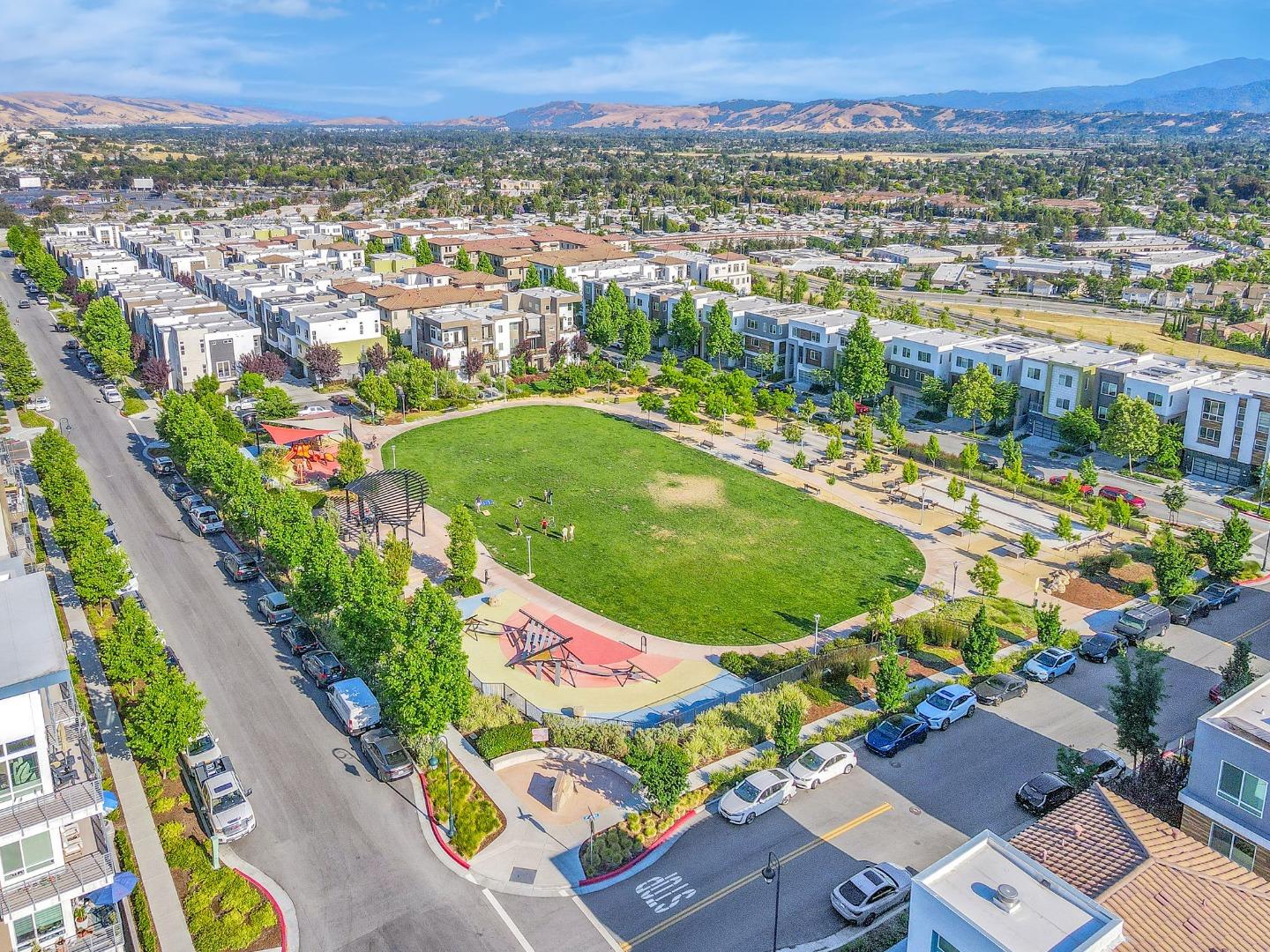 Detail Gallery Image 44 of 47 For 298 Agustin Narvaez St #6,  San Jose,  CA 95136 - 4 Beds | 3/1 Baths