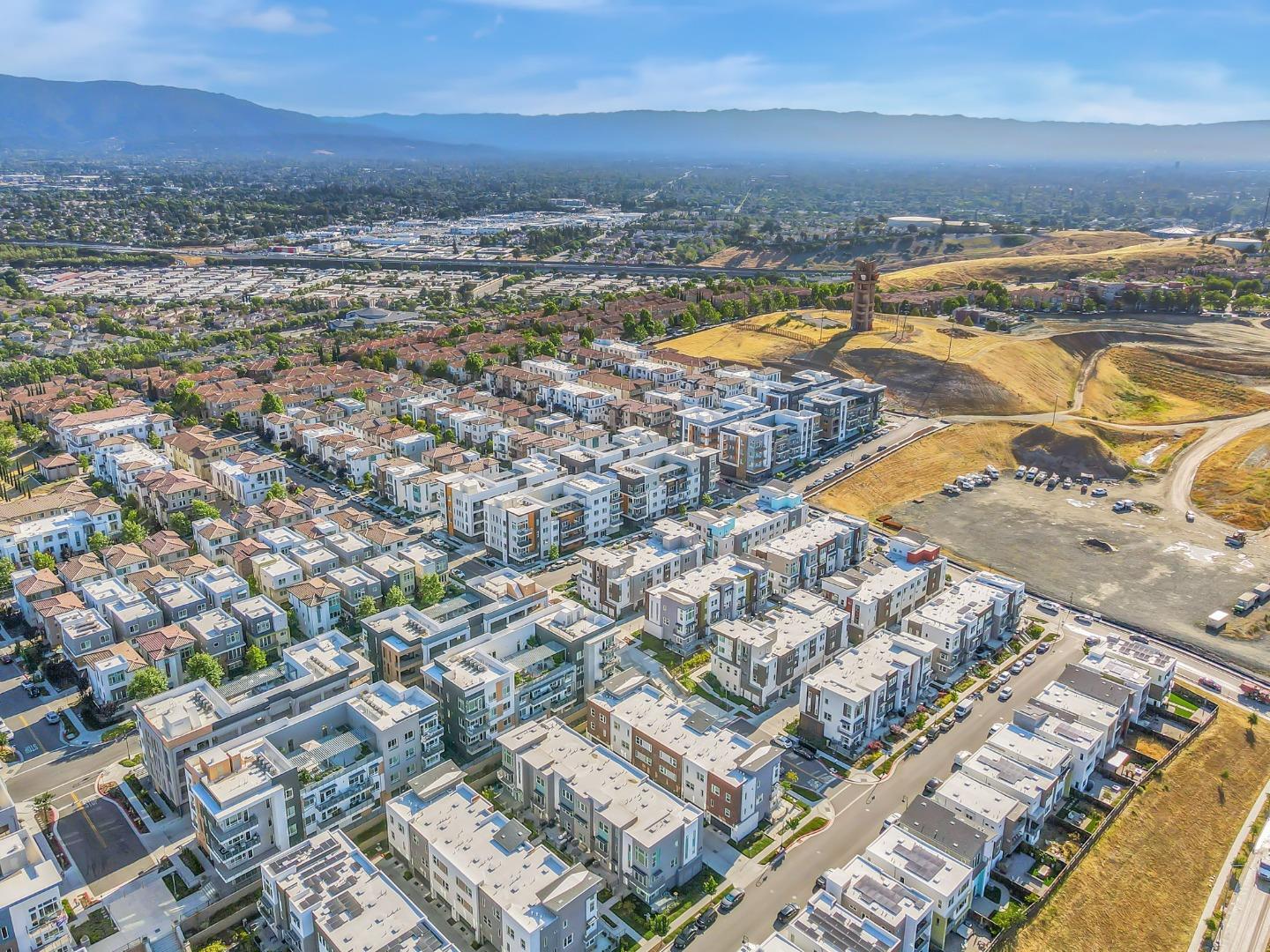 Detail Gallery Image 46 of 47 For 298 Agustin Narvaez St #6,  San Jose,  CA 95136 - 4 Beds | 3/1 Baths