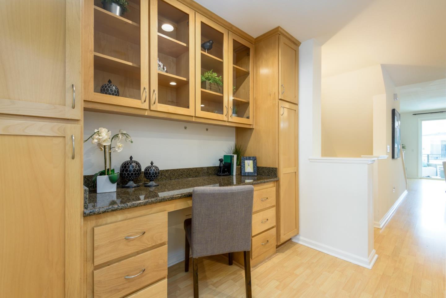 Detail Gallery Image 10 of 19 For 40840 Townsend Terrace, Fremont,  CA 94538 - 4 Beds | 4 Baths