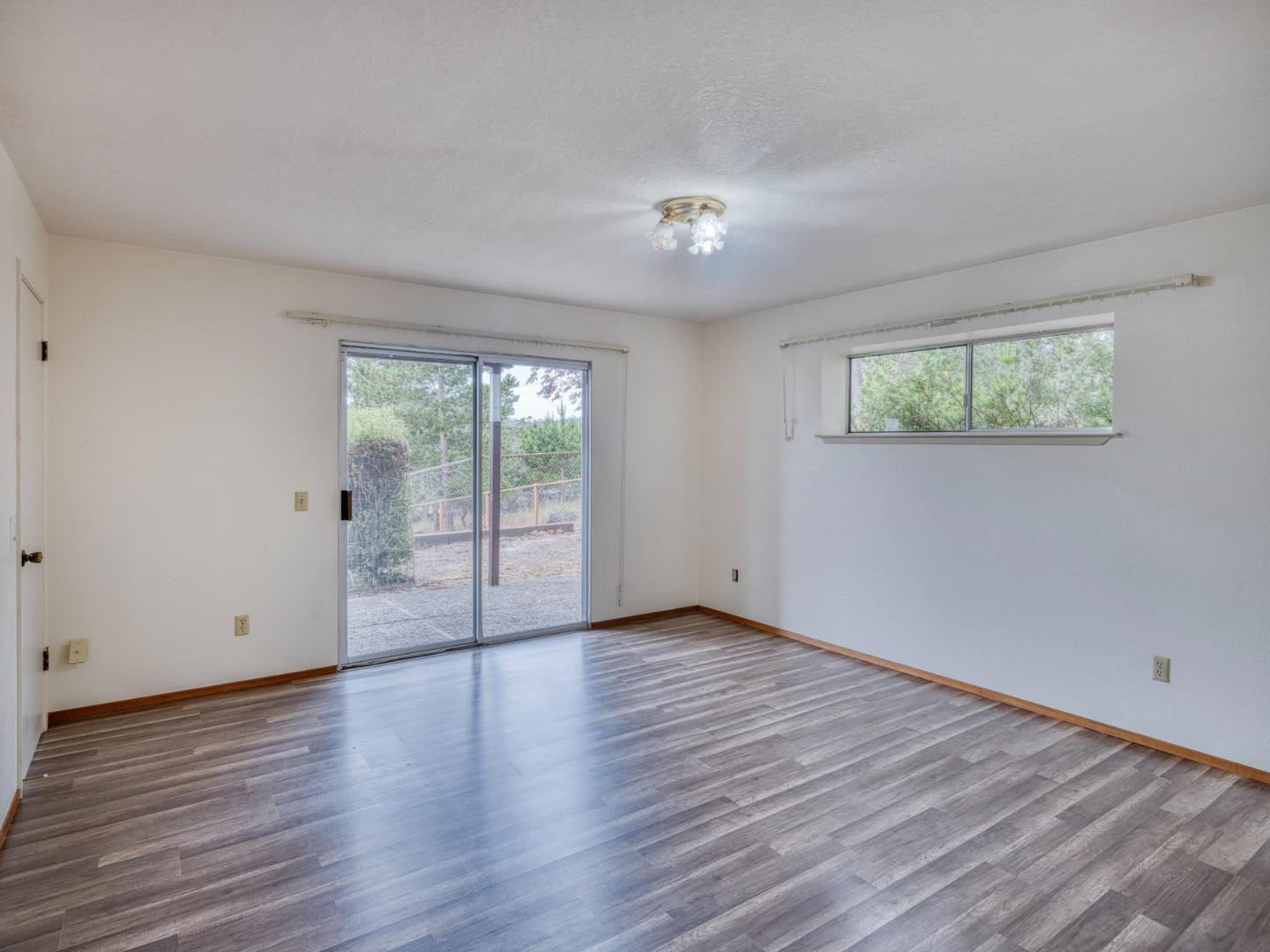 Detail Gallery Image 17 of 20 For 15 Pinehill Way, Monterey,  CA 93940 - 3 Beds | 3 Baths