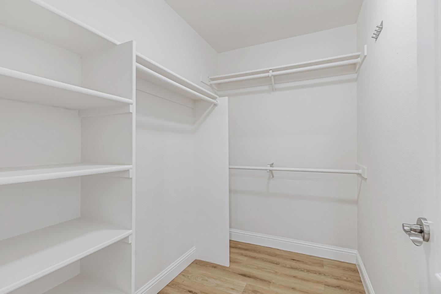Detail Gallery Image 10 of 20 For 929 Catkin Ct, San Jose,  CA 95128 - 2 Beds | 2 Baths