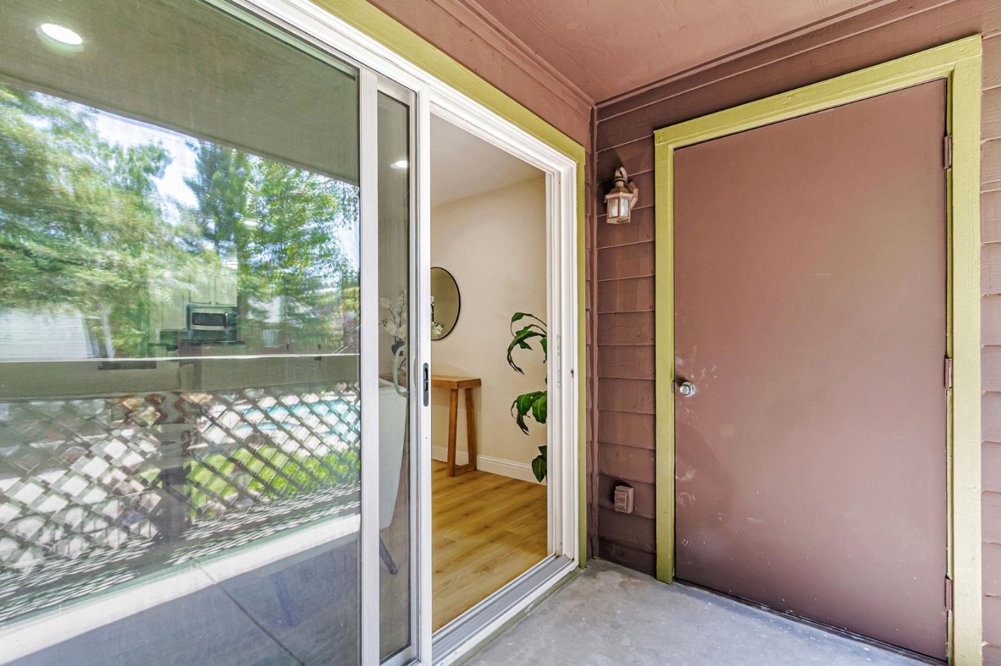 Detail Gallery Image 12 of 20 For 929 Catkin Ct, San Jose,  CA 95128 - 2 Beds | 2 Baths