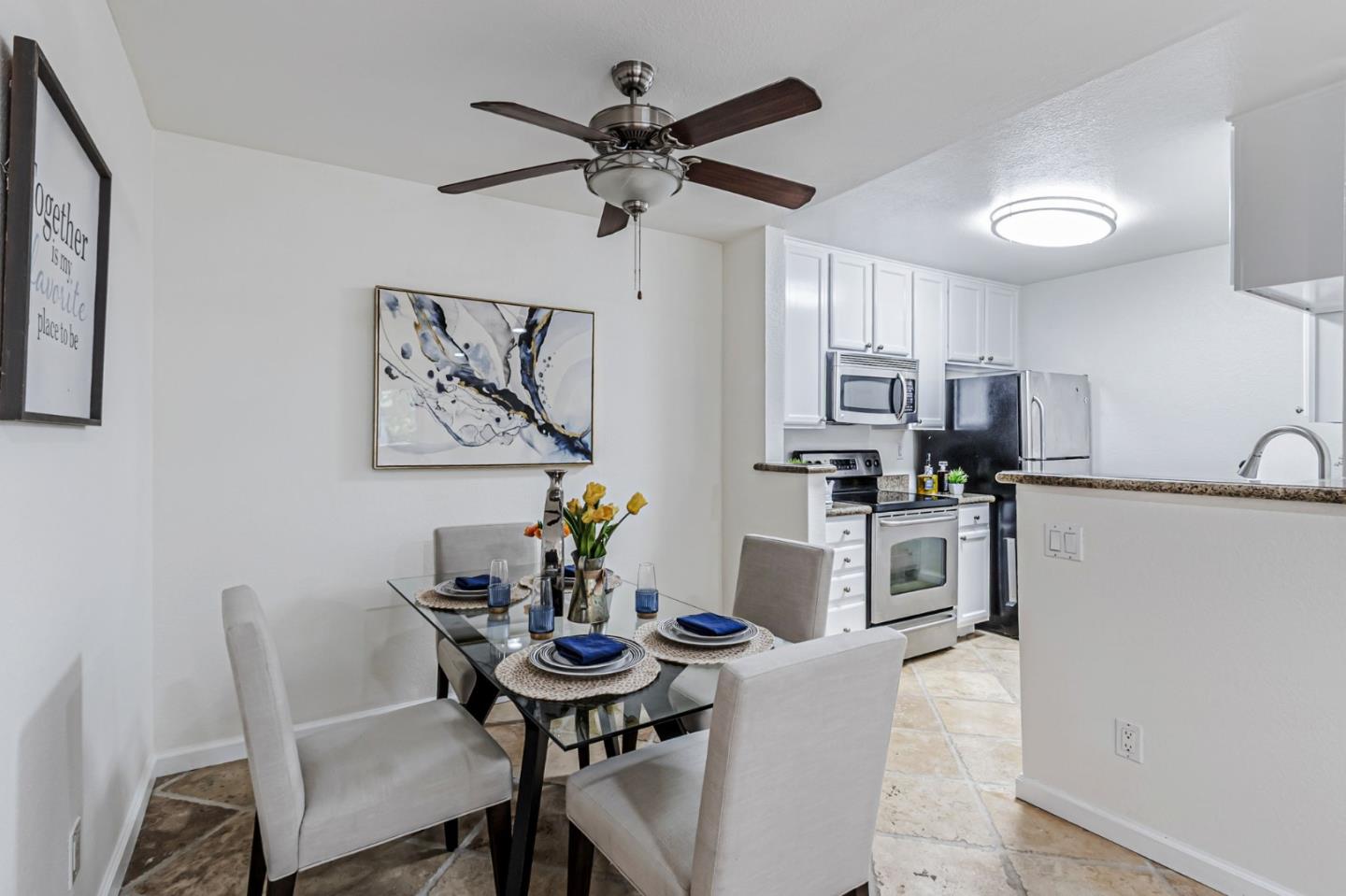 Detail Gallery Image 3 of 20 For 929 Catkin Ct, San Jose,  CA 95128 - 2 Beds | 2 Baths