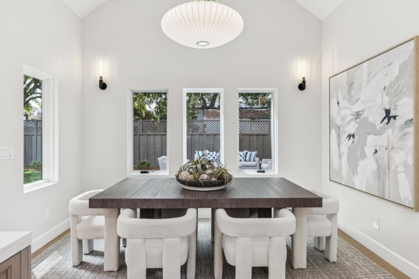 Detail Gallery Image 16 of 38 For 1218 Middlefield Rd, Palo Alto,  CA 94301 - 4 Beds | 4 Baths
