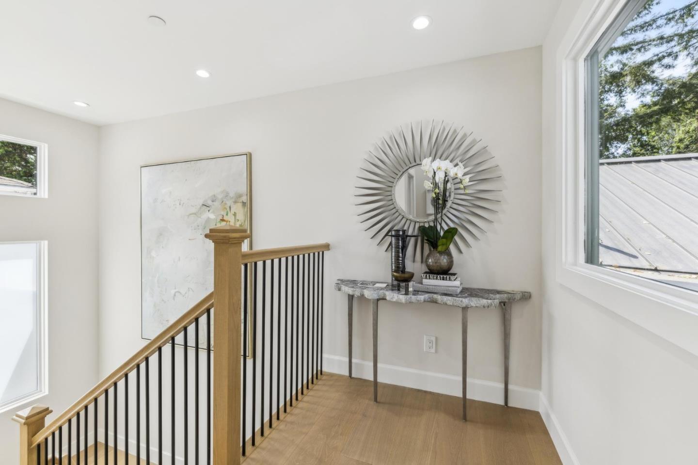 Detail Gallery Image 18 of 38 For 1218 Middlefield Rd, Palo Alto,  CA 94301 - 4 Beds | 4 Baths