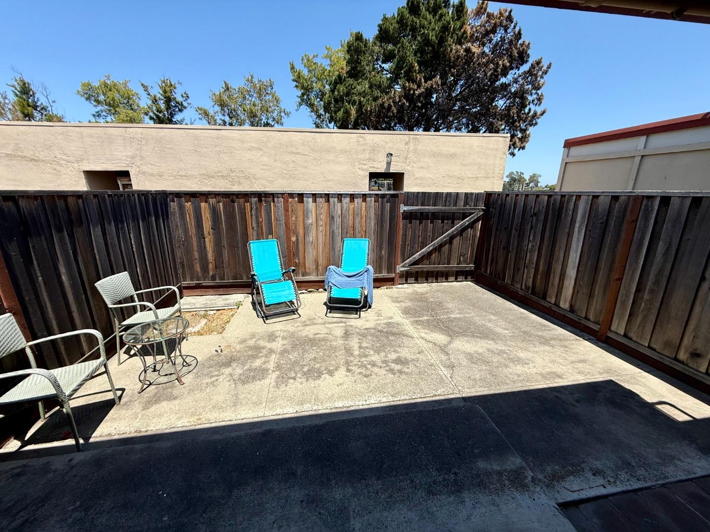 Detail Gallery Image 15 of 18 For 1576 Marina Ct #H,  San Mateo,  CA 94403 - 1 Beds | 1 Baths