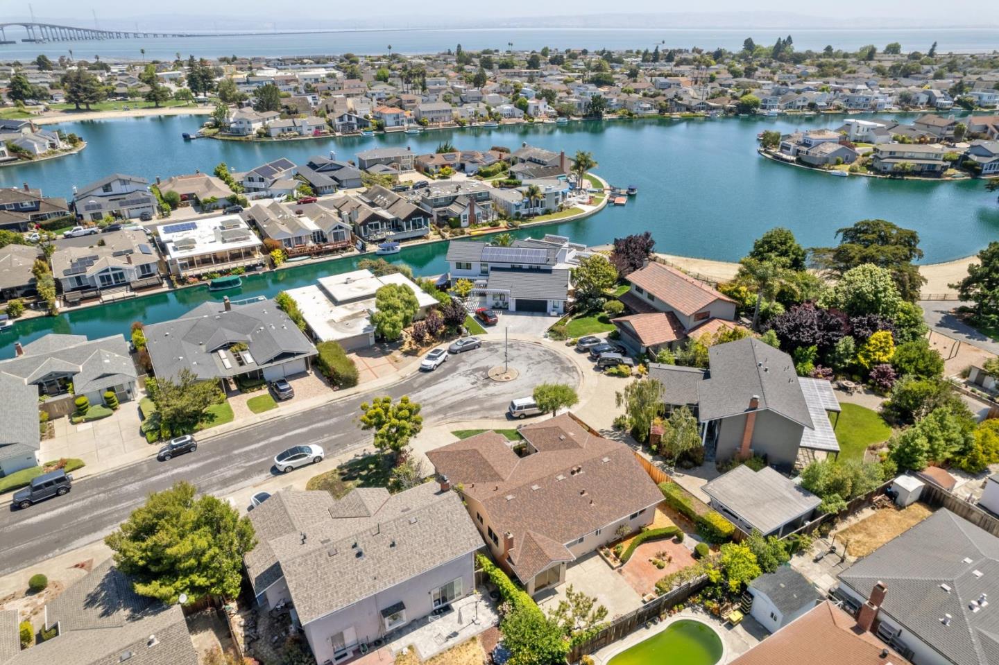Detail Gallery Image 2 of 48 For 752 Matsonia Dr, Foster City,  CA 94404 - 3 Beds | 2 Baths