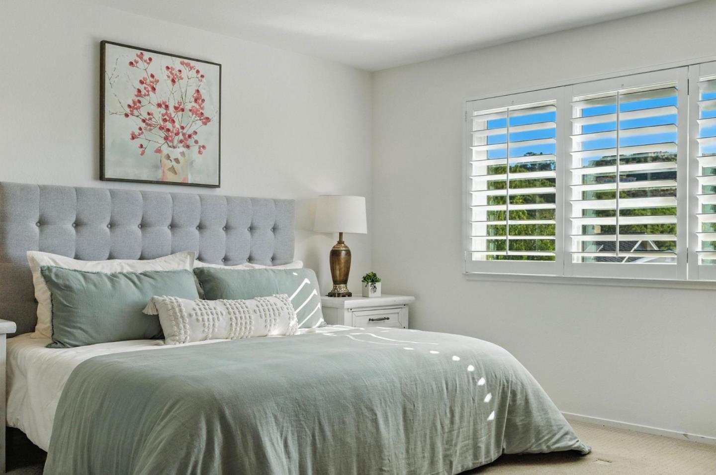 Detail Gallery Image 16 of 46 For 71 Club Dr, San Carlos,  CA 94070 - 4 Beds | 3 Baths
