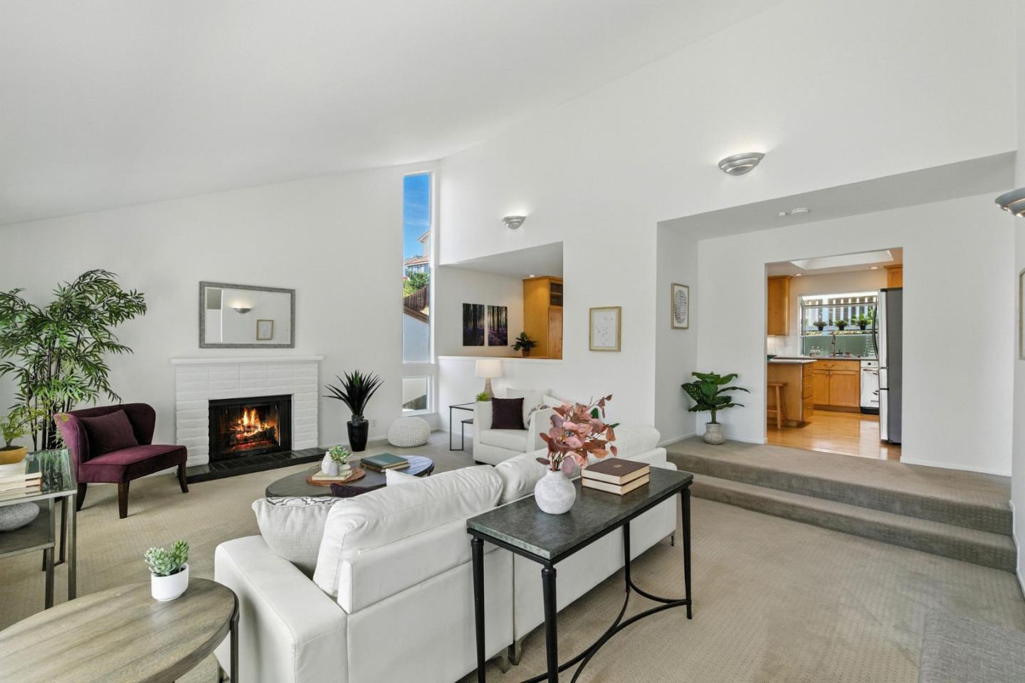Detail Gallery Image 4 of 46 For 71 Club Dr, San Carlos,  CA 94070 - 4 Beds | 3 Baths