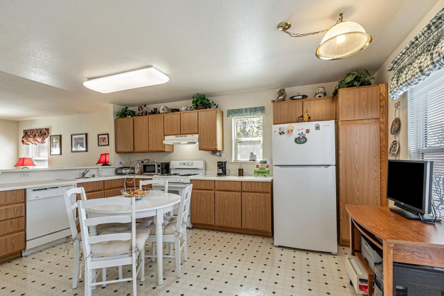Detail Gallery Image 14 of 50 For 2045 E San Antonio St, San Jose,  CA 95116 - 2 Beds | 1/1 Baths