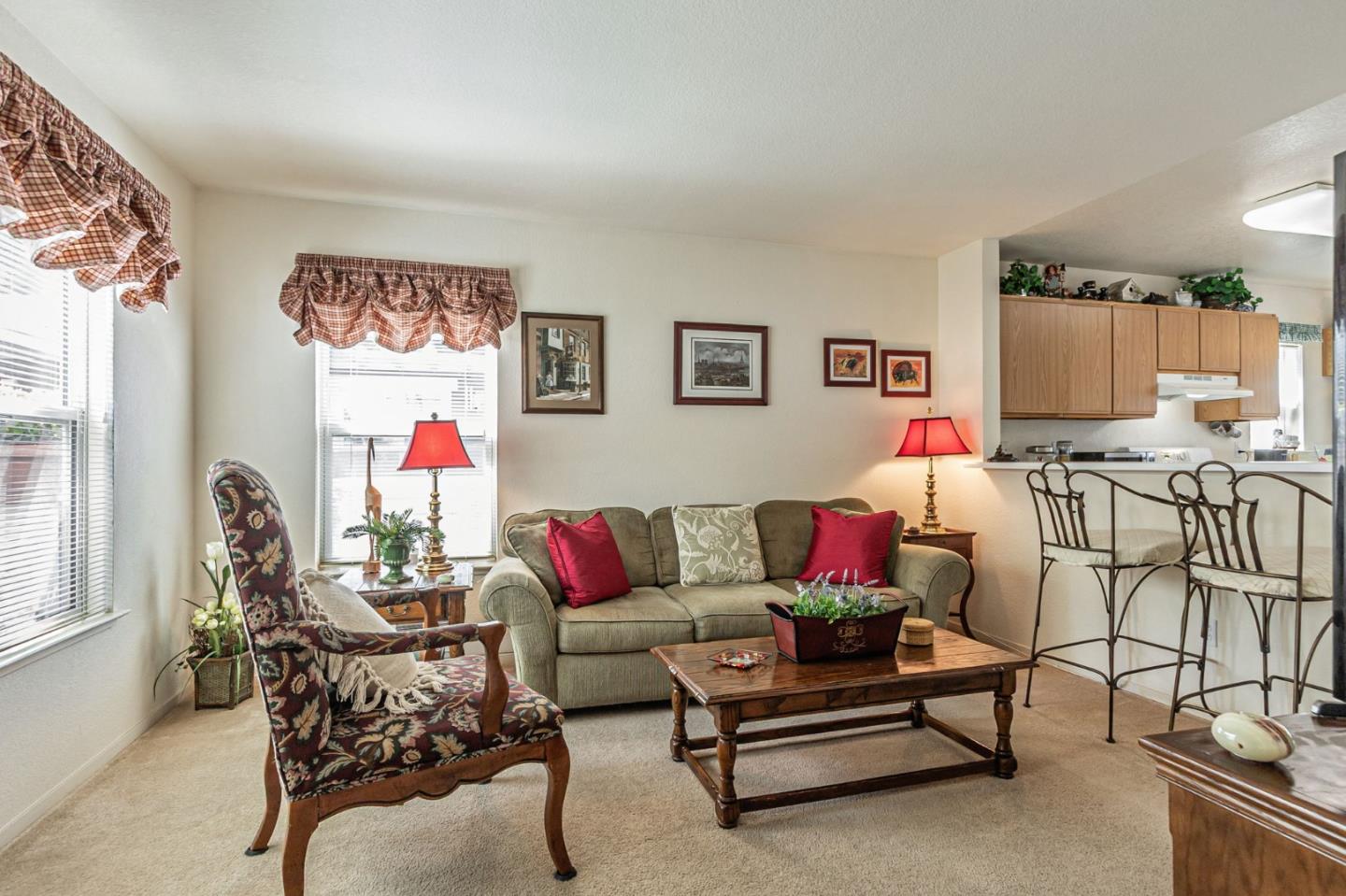 Detail Gallery Image 7 of 50 For 2045 E San Antonio St, San Jose,  CA 95116 - 2 Beds | 1/1 Baths