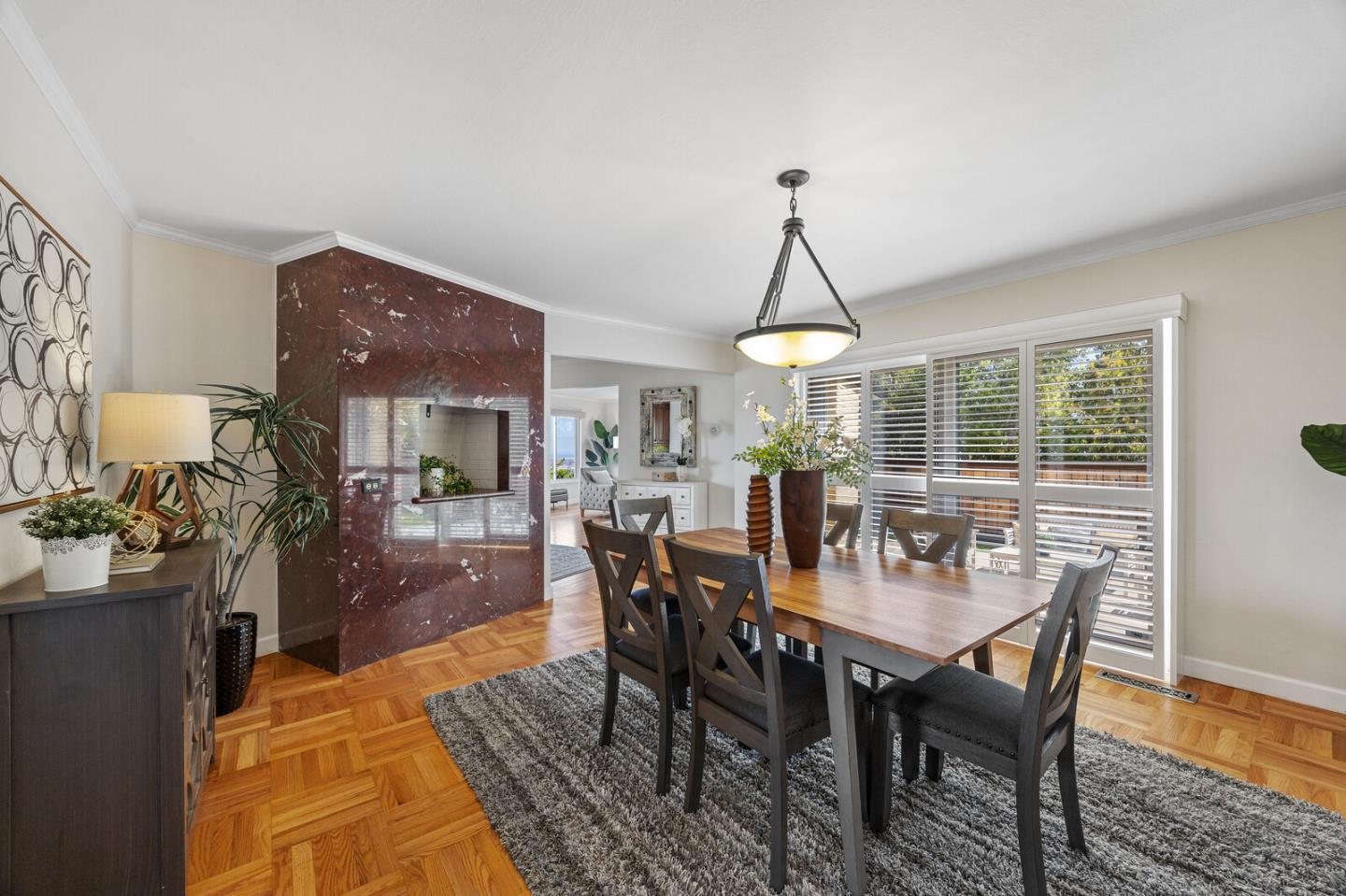 Detail Gallery Image 8 of 25 For 224 Lyndhurst Ave, Belmont,  CA 94002 - 3 Beds | 2 Baths