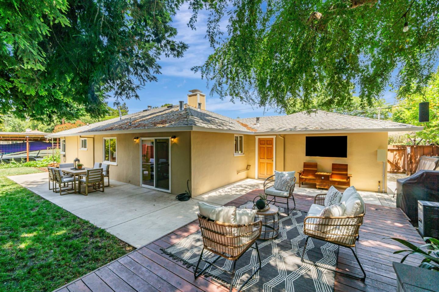 Detail Gallery Image 20 of 24 For 1742 Shirley Dr, Pleasant Hill,  CA 94523 - 3 Beds | 1 Baths