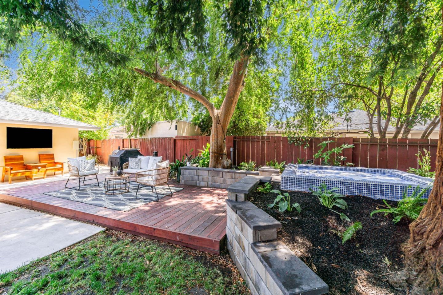 Detail Gallery Image 21 of 24 For 1742 Shirley Dr, Pleasant Hill,  CA 94523 - 3 Beds | 1 Baths