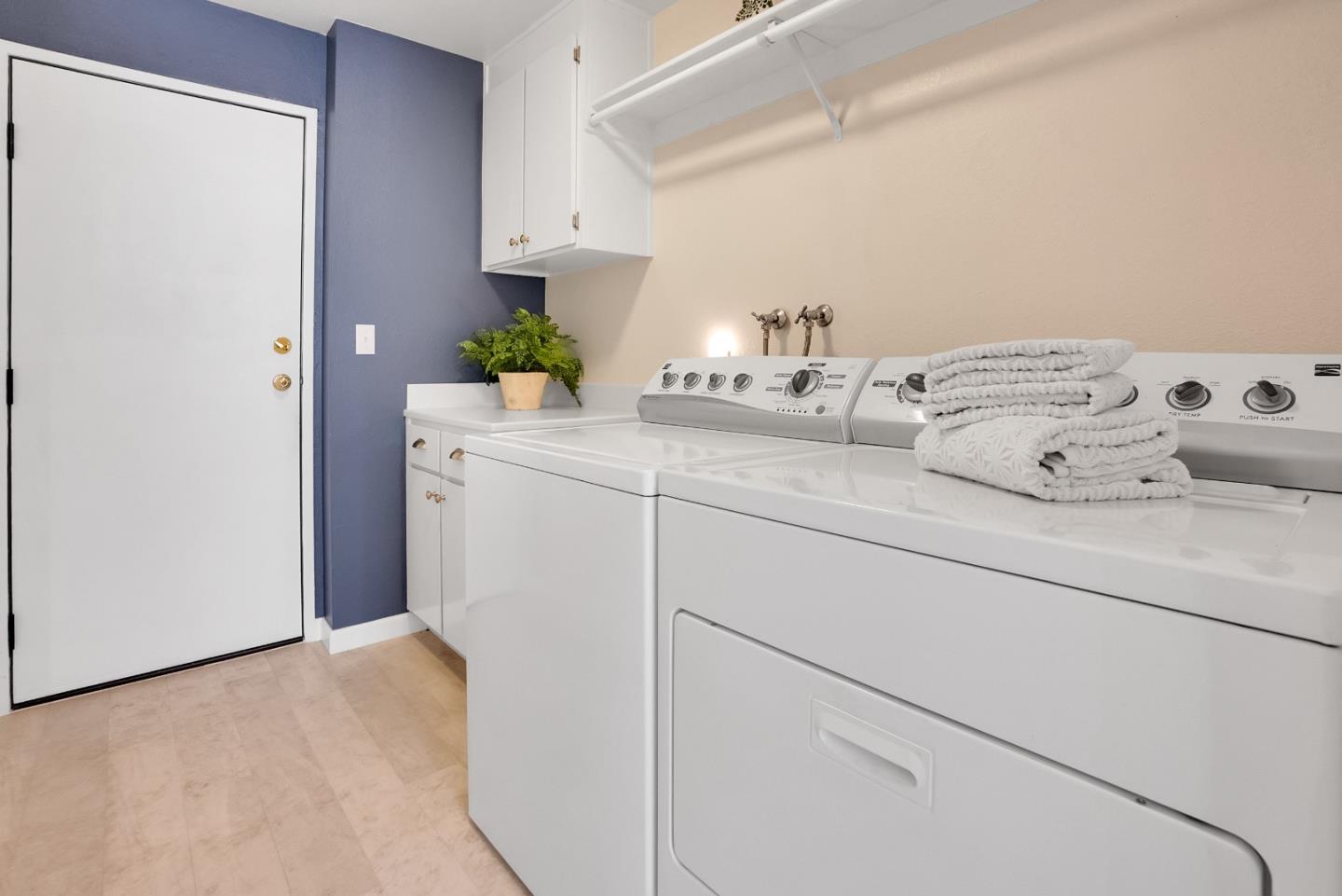 Detail Gallery Image 24 of 38 For 7792 Prestwick Cir, San Jose,  CA 95135 - 2 Beds | 2 Baths