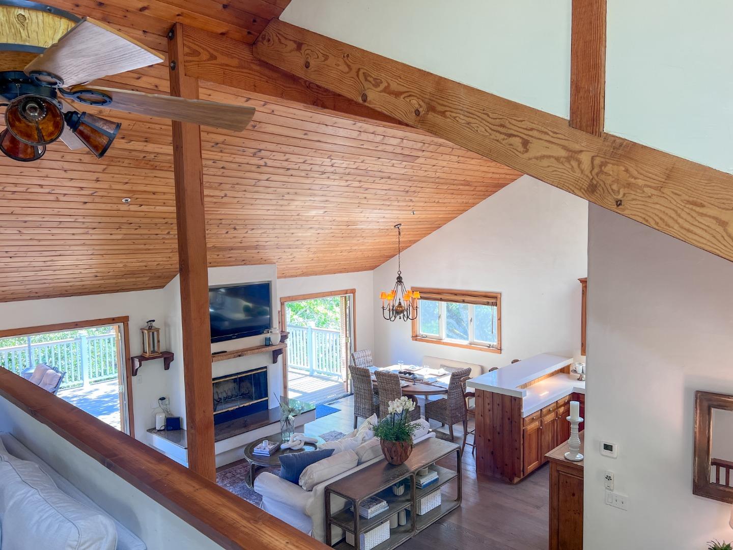 Detail Gallery Image 14 of 44 For 442 Corral De Tierra Rd, Salinas,  CA 93908 - 3 Beds | 2/1 Baths