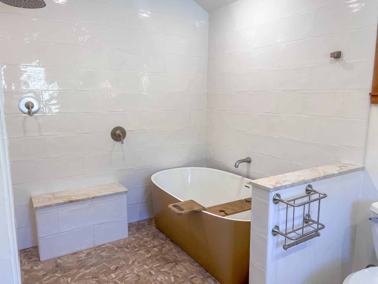 Detail Gallery Image 24 of 44 For 442 Corral De Tierra Rd, Salinas,  CA 93908 - 3 Beds | 2/1 Baths