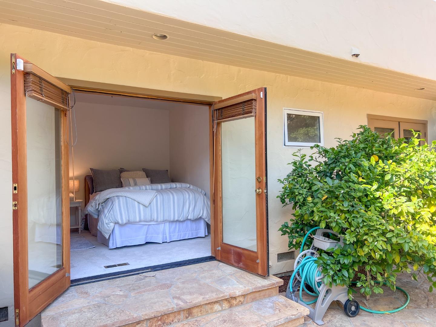 Detail Gallery Image 31 of 44 For 442 Corral De Tierra Rd, Salinas,  CA 93908 - 3 Beds | 2/1 Baths