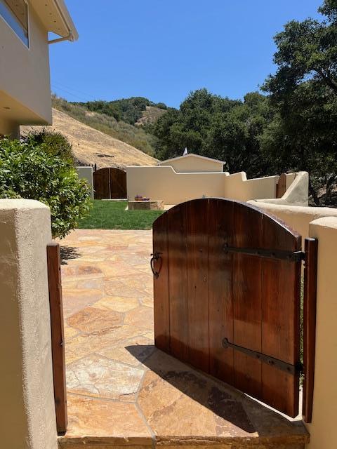 Detail Gallery Image 4 of 44 For 442 Corral De Tierra Rd, Salinas,  CA 93908 - 3 Beds | 2/1 Baths