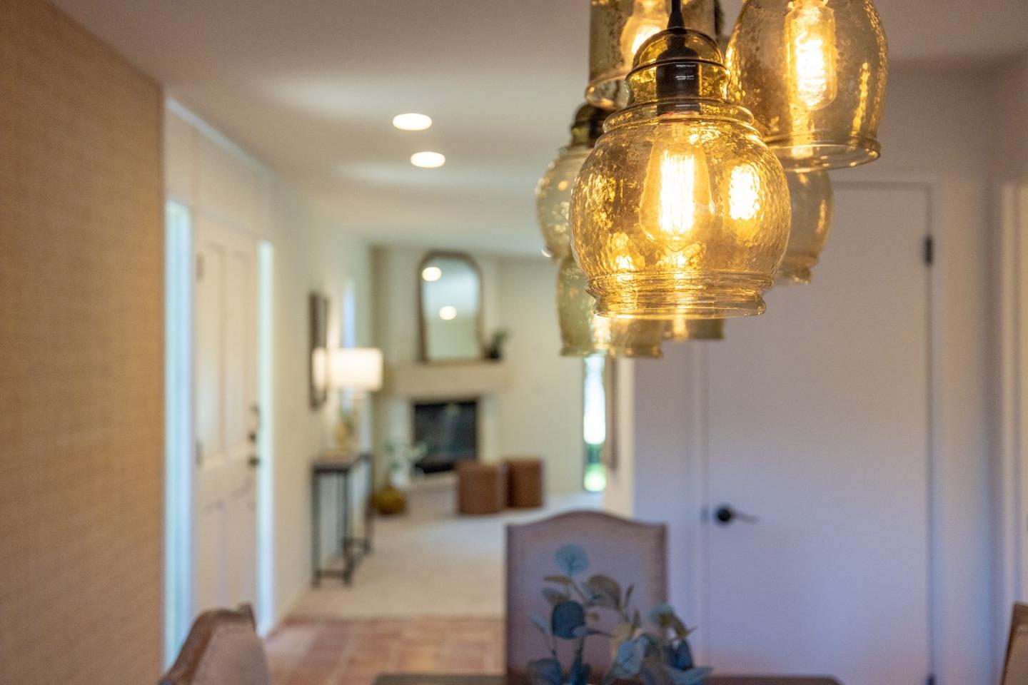 Detail Gallery Image 14 of 51 For 3850 Rio Rd #7,  Carmel,  CA 93923 - 2 Beds | 2/1 Baths
