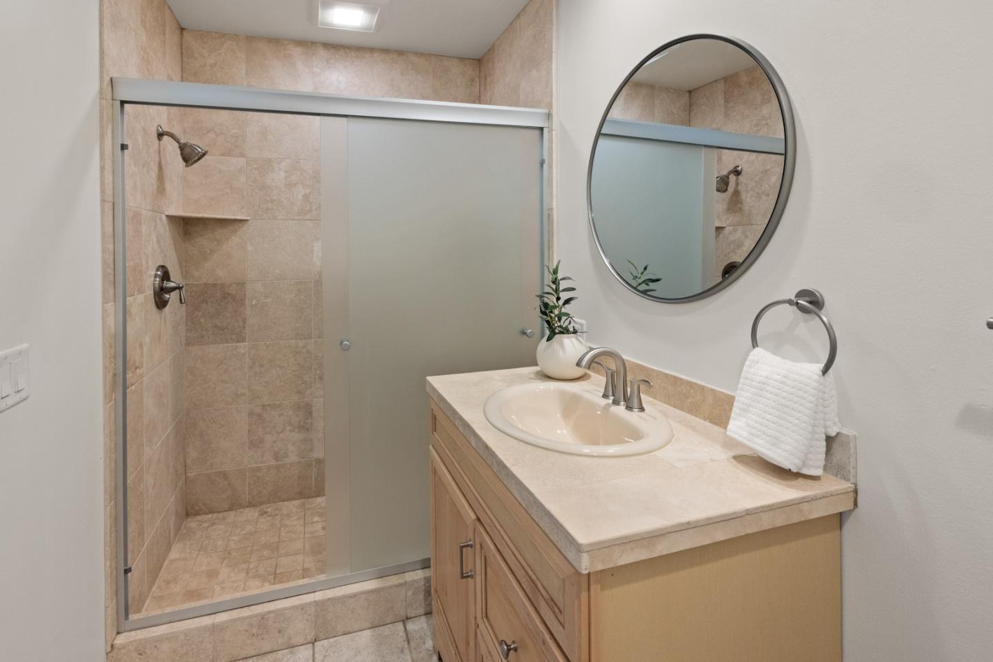Detail Gallery Image 21 of 51 For 3850 Rio Rd #7,  Carmel,  CA 93923 - 2 Beds | 2/1 Baths