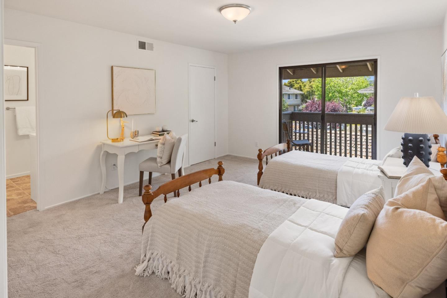 Detail Gallery Image 23 of 51 For 3850 Rio Rd #7,  Carmel,  CA 93923 - 2 Beds | 2/1 Baths