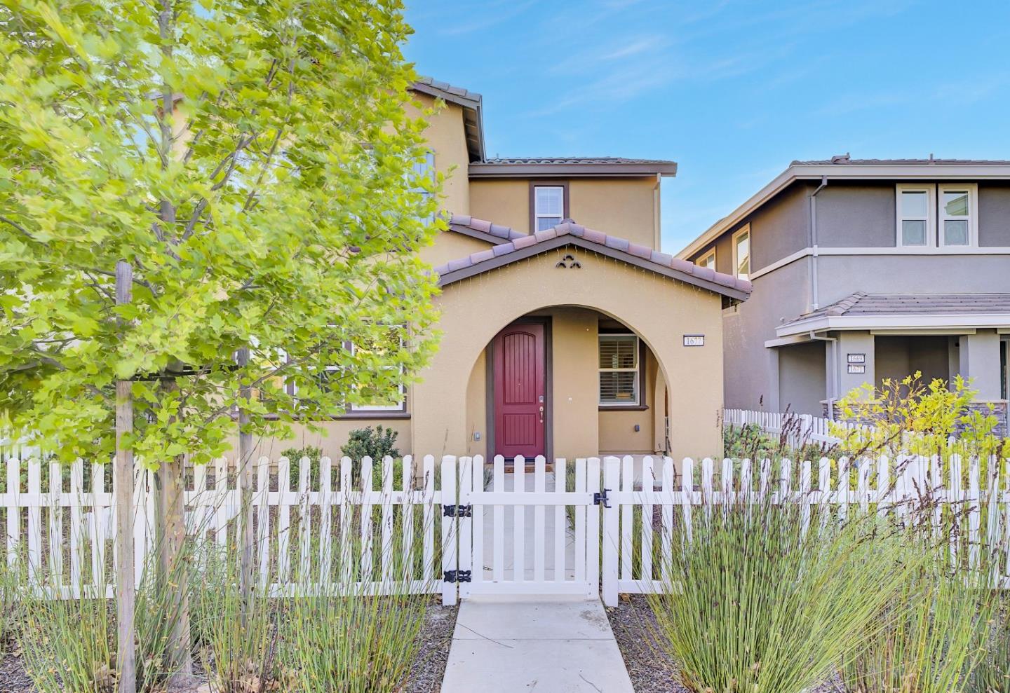 Detail Gallery Image 4 of 42 For 1677 S Tradition St, Mountain House,  CA 95391 - 3 Beds | 3 Baths