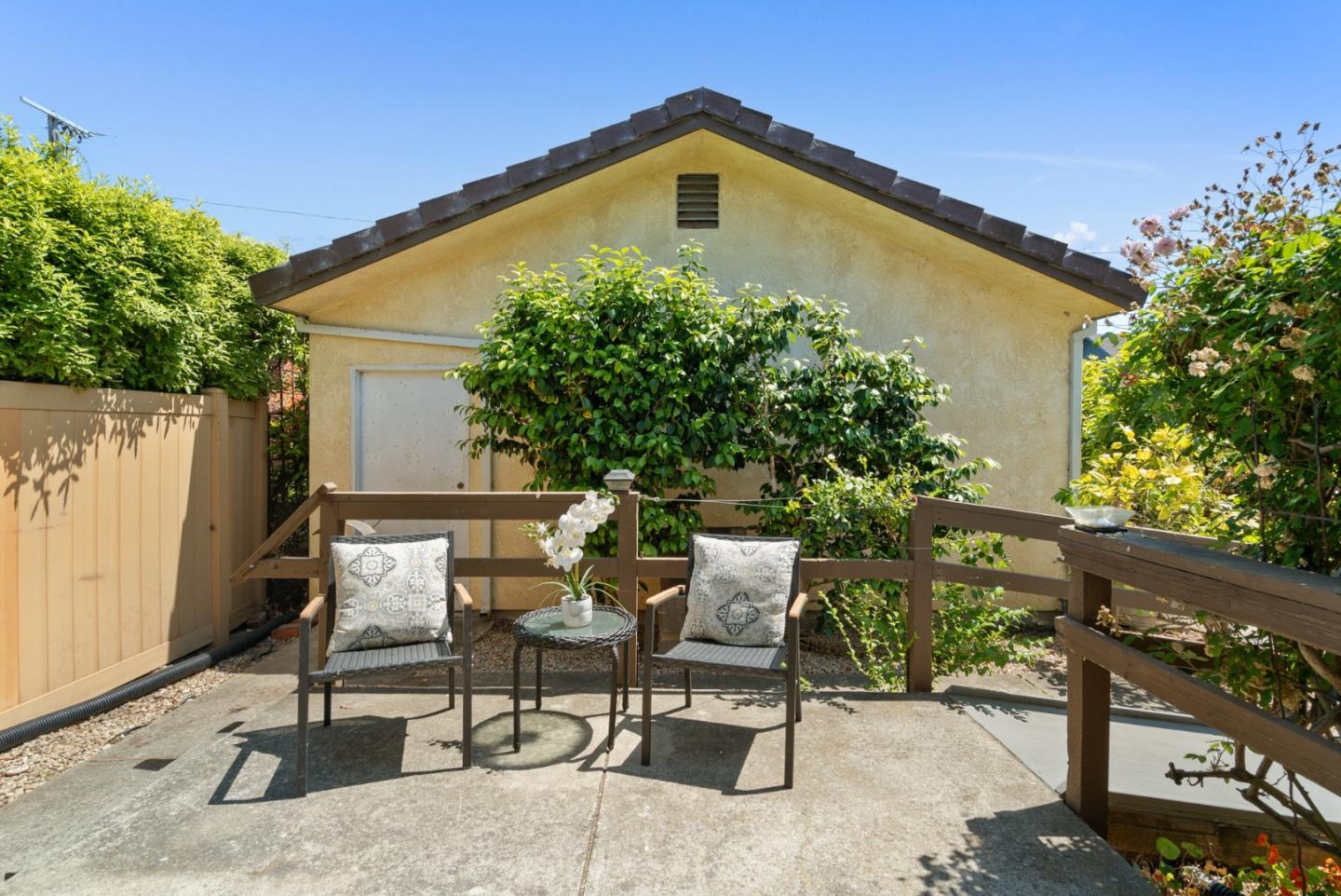 Detail Gallery Image 31 of 40 For 816 Pelton Ave, Santa Cruz,  CA 95060 - 3 Beds | 2 Baths