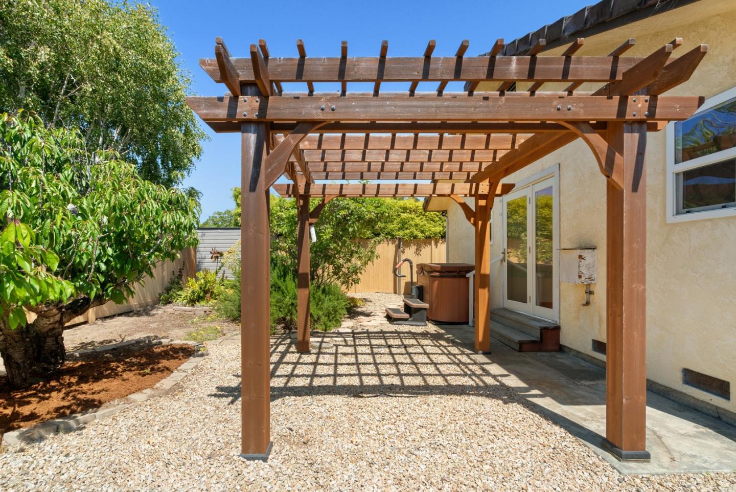 Detail Gallery Image 33 of 40 For 816 Pelton Ave, Santa Cruz,  CA 95060 - 3 Beds | 2 Baths