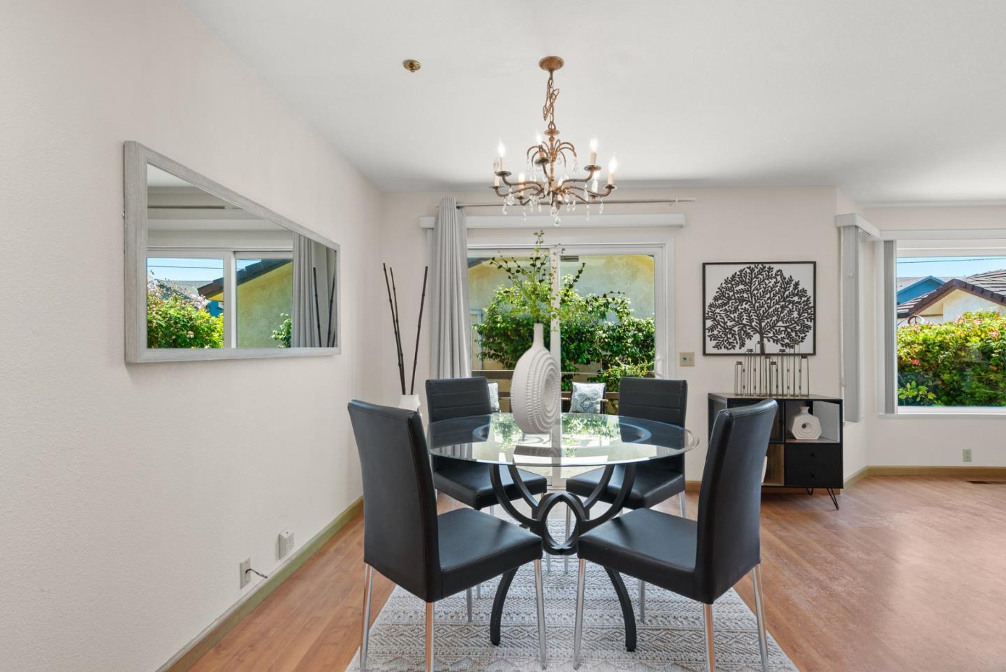 Detail Gallery Image 9 of 40 For 816 Pelton Ave, Santa Cruz,  CA 95060 - 3 Beds | 2 Baths